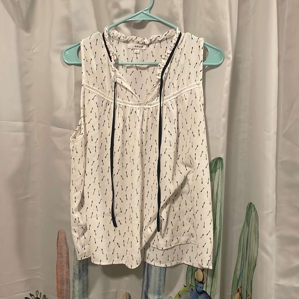 Arrow tie top tank top